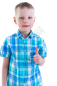 一个小男孩举起一只手指 情感和T的概念解决方案活动手势青年微笑喜悦快乐工作室乐趣拳头背景图片