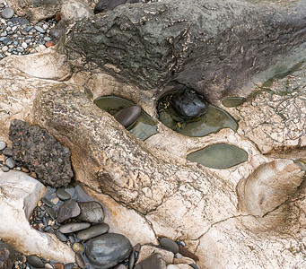 山河底的岩层岩石图片素材