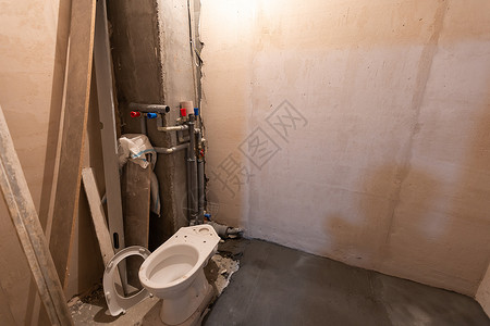 卫生间 管道和厕所的修理高清图片