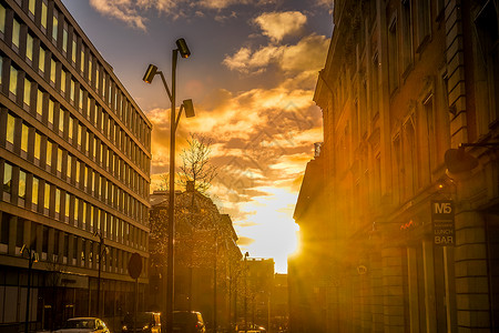 斯德哥尔摩市景和晨光建筑统计黄色橙子资料背景图片