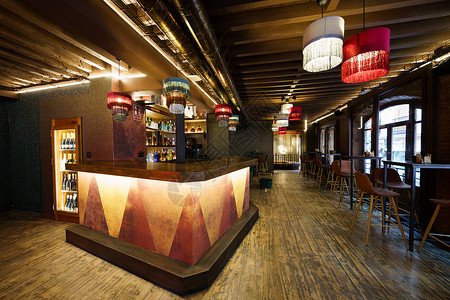 简单酒吧素材室内咖啡厅内有木制酒吧柜台背景