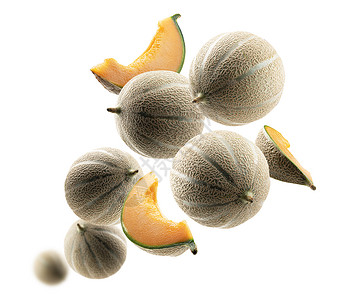 白色背景上的整片瓜和一小片西瓜甜点蔬菜飞行饮食热带航班食物营养橙子甘露背景图片