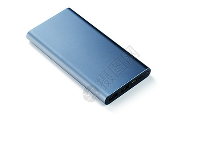 双充电单元用于向白背景孤立的移动装置充电蓝色电池细胞单元活力充电器银行动力电脑工具背景