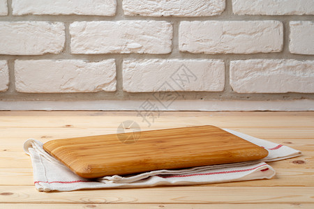 桌上的布木制桌上用棉餐巾布切割板空白桌子烹饪托盘白色纺织品棉布餐厅厨房木头背景