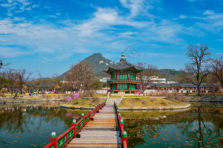 宝塔香南朝鲜首尔庆博京贡宫香原江朝馆建筑池塘历史性游客旅游人工湖建筑学人工岛天空历史背景