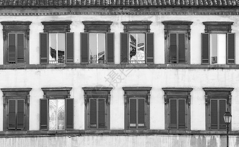 黑白旧窗口恩维尔托高清图片