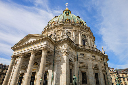 腓特烈教堂城市景观观光高清图片