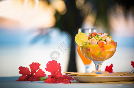 伊萨尼加拉瓜食物 虾肉和水果鸡尾酒 尼加拉瓜甜甜菜纪念品食品海鲜洋葱美食味道沙拉尼卡胡椒照片背景