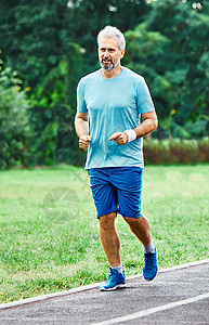 老人跑步锻炼运动健身积极适合健康慢跑赛跑者慢跑者背景图片