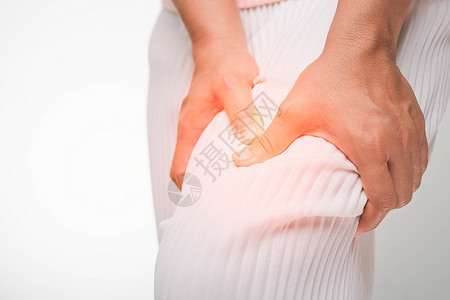 受伤的手工作后背痛 腰痛 肌肉或慢性神经痛的妇女的后视图 特写 健康问题 肌肉骨骼系统疾病的概念保健药品成人治疗女士紧张膝伤女性关节炎痛背景