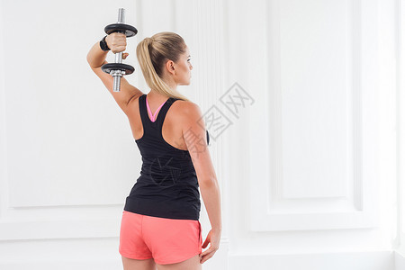 室内运动 金发美女美女子锻炼壮汉健美保健动机女性生活方式数字训练肌肉姿势背景图片