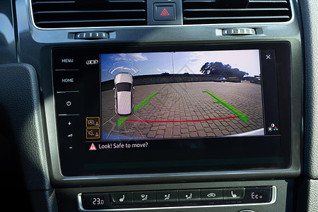汽车倒车雷达汽车倒车系统的后视监视器 汽车显示屏和后视摄像头 车内停车助手 现代汽车中的视频停车系统 汽车安全技术装备背景