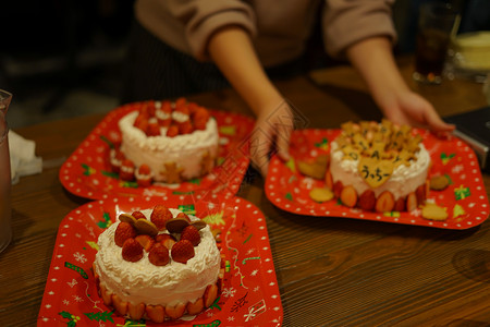 生日蛋糕图片百货点心甜蜜糕点小吃奶油蜡烛展示食品甜点背景图片