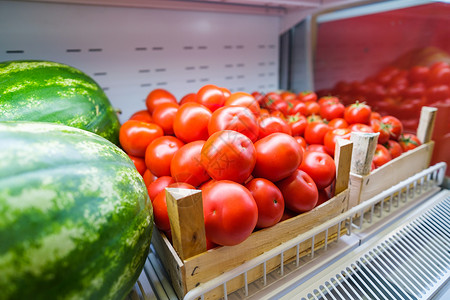 水果和蔬菜店篮子冰箱素食西瓜市场杂货店食物植物商业购物背景