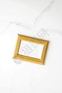 大理石上的金色相框 平面模型  装饰和模型平面概念房间奢华画廊艺术背景桌子印刷印刷品家居风格背景图片