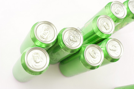 绿色汽水或软饮料罐背景图片