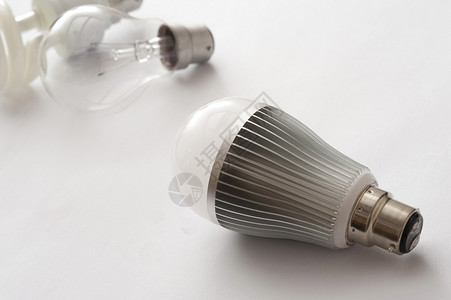 LED 灯泡b白炽灯刺刀力量替代品活力生态家庭背景图片