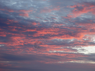 粉色日落天空大气效应背景图片