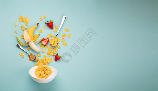 空白带格素材早餐 有谷类和水果小吃桌子盘子餐厅咖啡店蓝色谷物高架勺子浆果背景