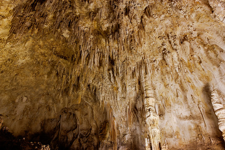 卡尔斯坦黑暗的显示洞穴高清图片