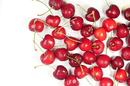 白盘上的成熟新樱桃深色农业浆果水果红色食物甜点背景背景图片
