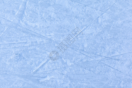 在户外会话后 空冰场和滑冰标记活动划痕宏观竞技场曲棍球痕迹蓝色闲暇溜冰场天气背景图片