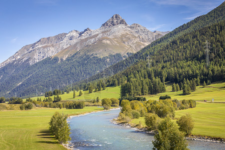 恩纳代尔谷爬坡道瑞士文化高清图片