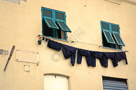 街头洗衣户外椸高清图片