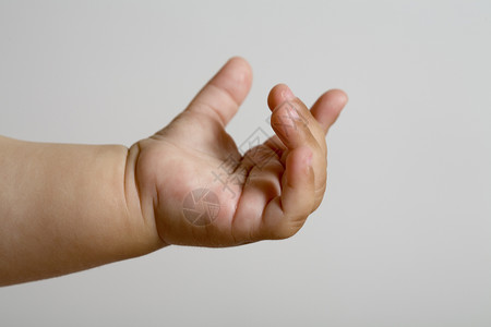 小手指伸出来婴儿的手孩子镜头特写手指手势项目女孩身体宏观孩子们背景