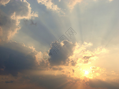 云和日光1背景图片