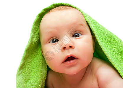 洗完澡后婴儿幸福阴影鼻子快乐白色新生孩子童年女孩眼睛背景图片