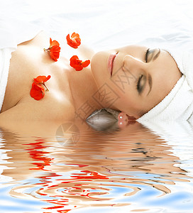 3号水的红花瓣SPA背景图片