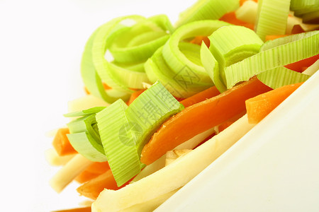 准备喝汤的蔬菜都泡了生产胡椒绿色黄瓜厨房白色午餐食物花园饮食背景图片