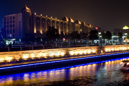 南通夜景与Haohe河相伴的夜市风景建筑学建筑亮度发光城市反射景观背景