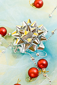圣诞节装饰假期新年红色花环玩具庆典背景图片