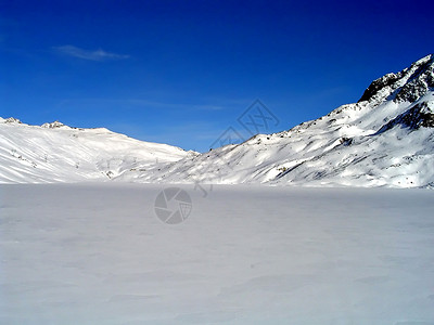 芒福尔山脉短途旅行户外的高清图片