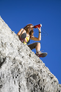 徒行旅行冒险烧瓶顶峰运动登山者成就悬崖极限棕色自由背景图片