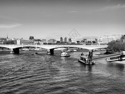 伦敦泰晤士河白色王国黑色全景英语背景图片