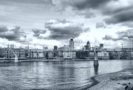 伦敦泰晤士河全景英语白色黑色王国背景图片