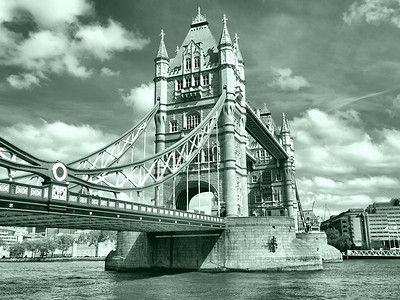 伦敦塔桥英语白色王国建筑学黑色背景图片