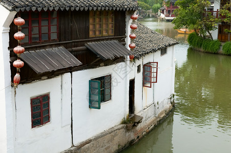 水镇地标阁楼木头建筑学历史农村房子小屋街道灯笼背景图片