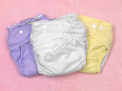 内衣奈皮黄色白色宏观别针紫色补给品安全新生尿布孩子背景图片