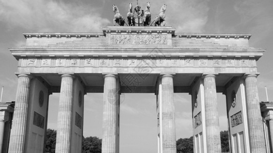 柏林书房白色广场雕像正方形黑色建筑学纪念碑马匹背景图片