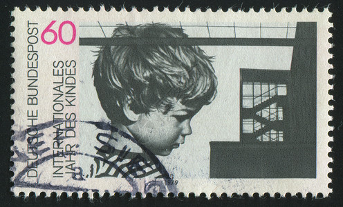 邮票孩子小伙子地址男生童年邮戳儿子信封邮局邮资背景图片