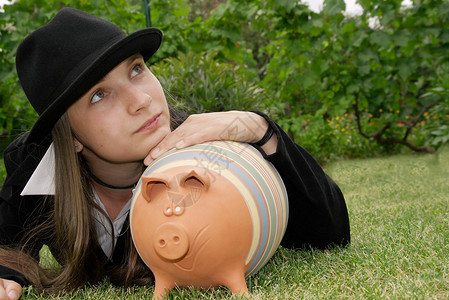 猪猪女孩GIF猪猪银行女孩女士投资头发黑发利润金融青年生活商业背景