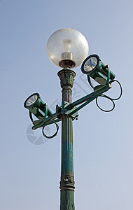 现代化的旧巴黎灯台背景图片