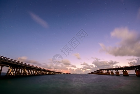 夜空下佛罗里达之桥密钥高清图片