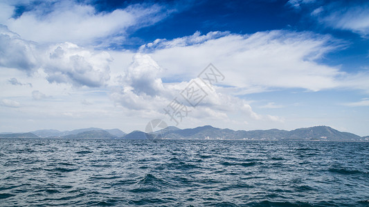 泰国普吉岛蓝色钓鱼旅行海洋天空爬坡建筑海滩背景图片
