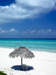 巴拉德罗古巴马坦萨斯省Varadero海洋孤独岛屿世界假期海岸热带天堂躺椅雨伞背景