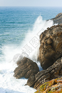 葡萄牙埃斯特雷马杜拉圣佩德罗德莫埃尔悬崖海浪风景海洋岩石肋骨世界支撑外观海岸冲浪背景